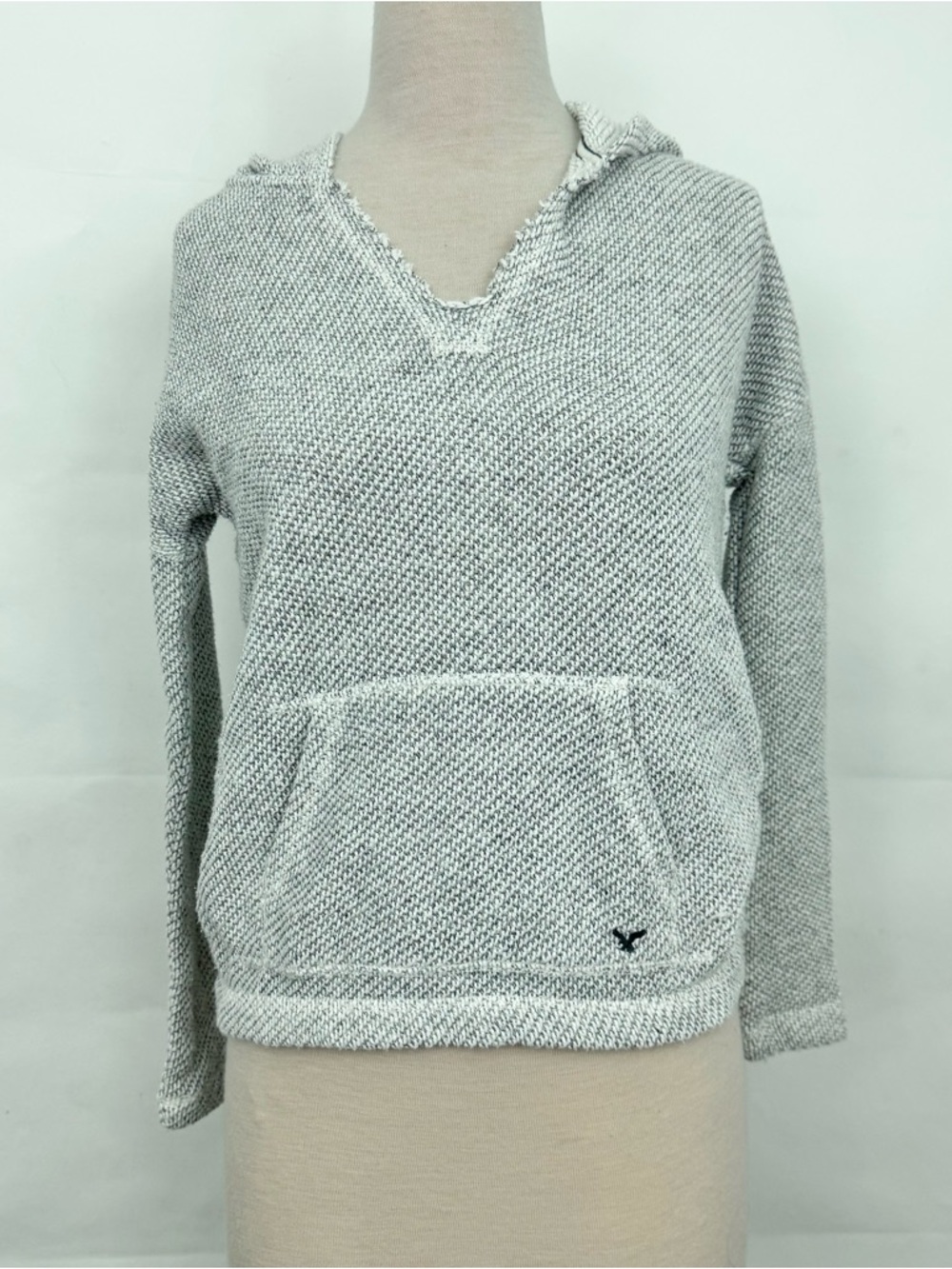 American Eagle Women's Gray/Cream V-Neck Hooded marled Knit Sweater Size S